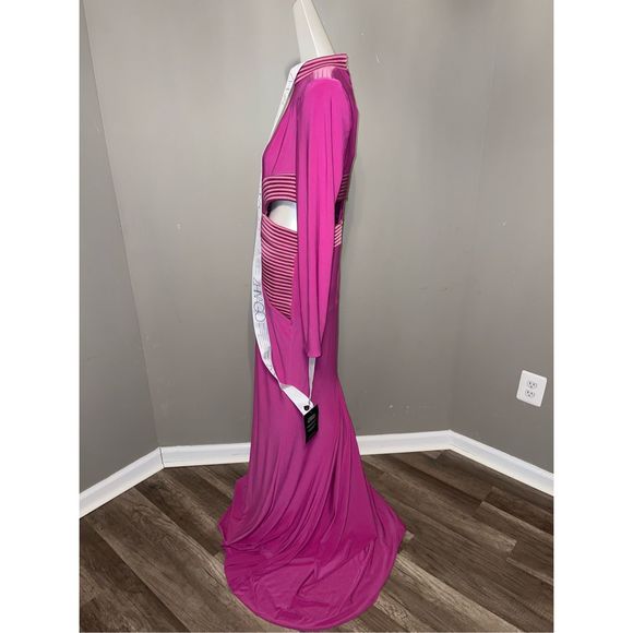 Zhivago Message To Love Gown in Berry - Picture 6 of 8